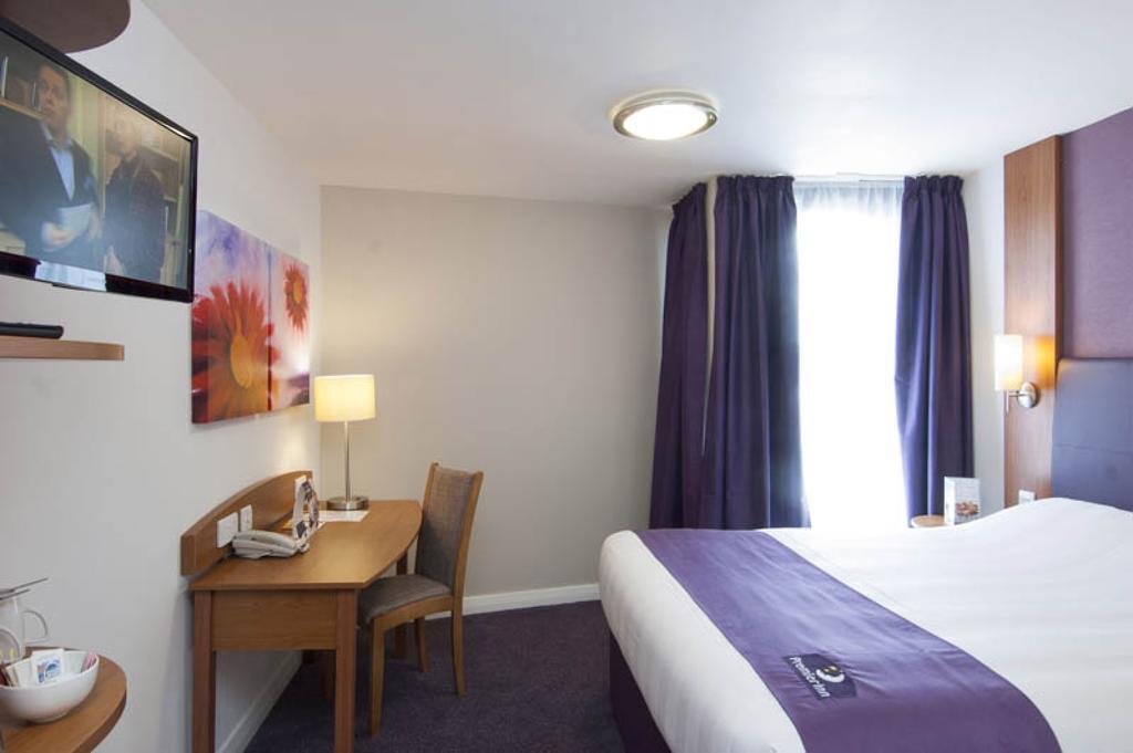 Premier Inn London Hampstead الغرفة الصورة