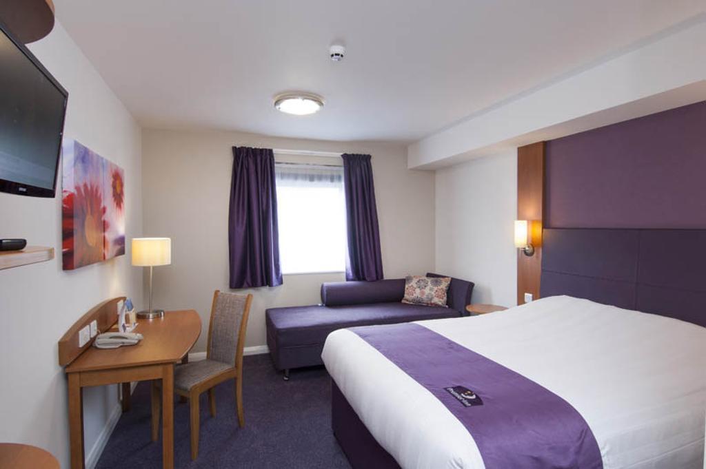 Premier Inn London Hampstead الغرفة الصورة