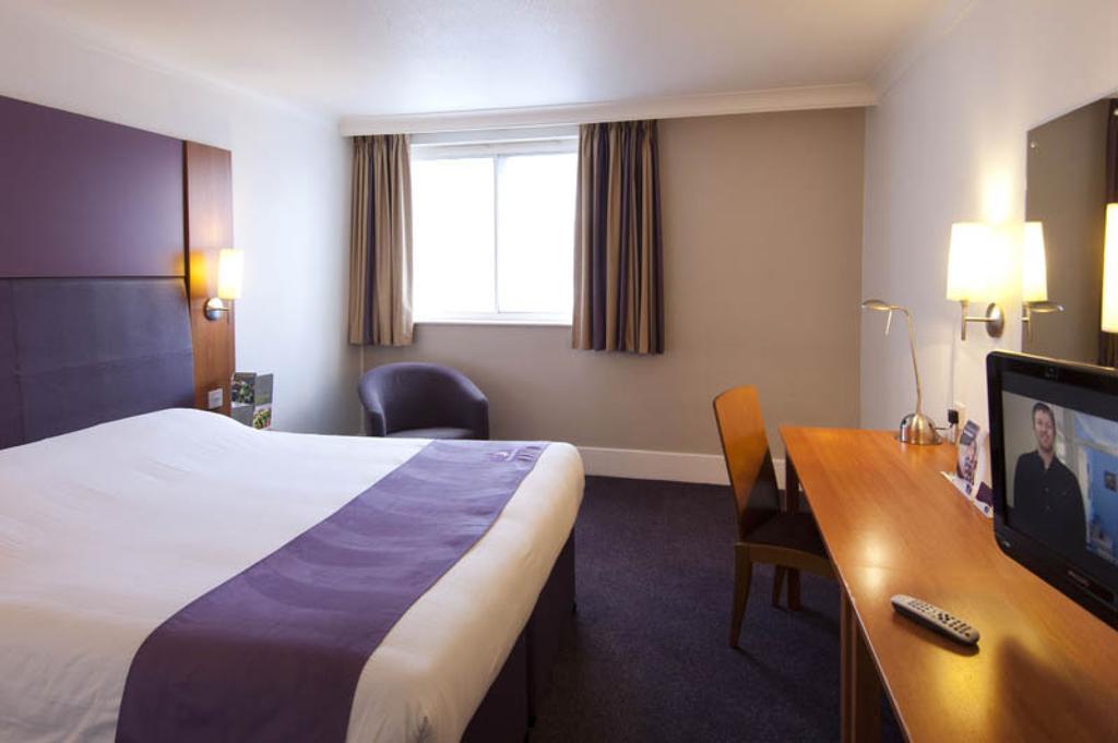Premier Inn London Hampstead الغرفة الصورة