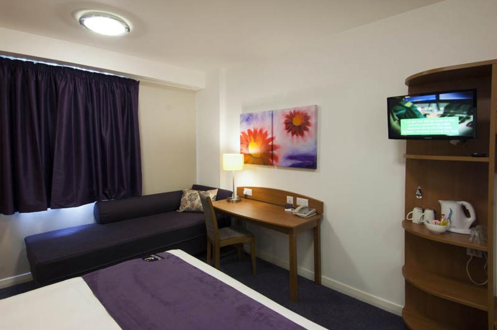 Premier Inn London Hampstead المظهر الخارجي الصورة
