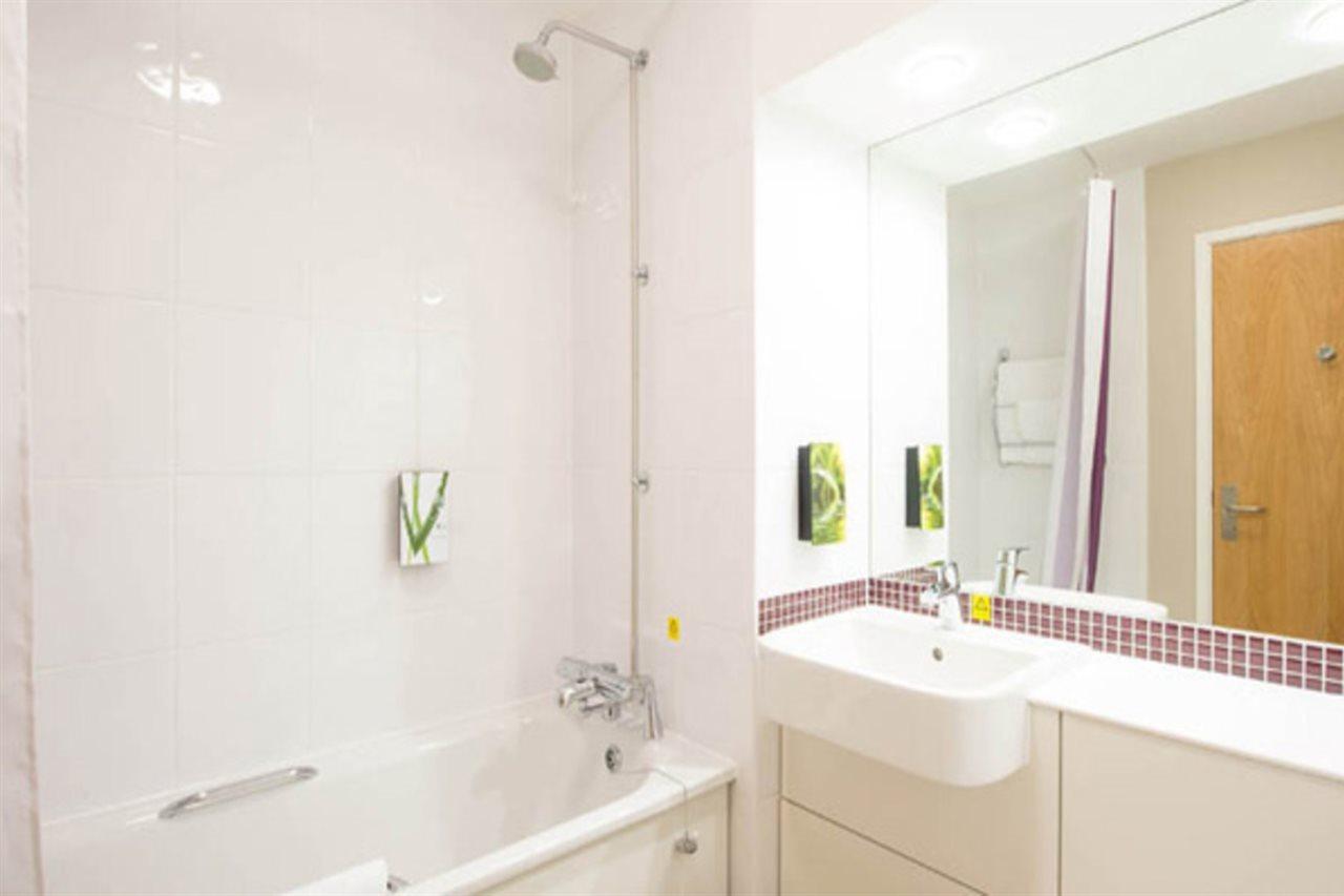 Premier Inn London Hampstead المظهر الخارجي الصورة